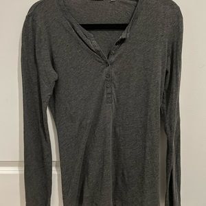 Uniqlo light long sleeve shirt